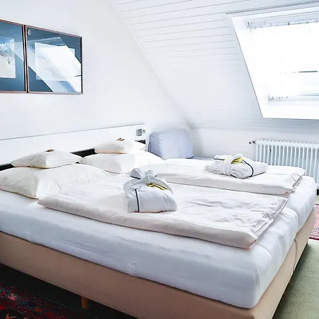 Feuerschiff Hotel 3*