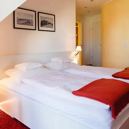 Feuerschiff Friesenstraße 3*