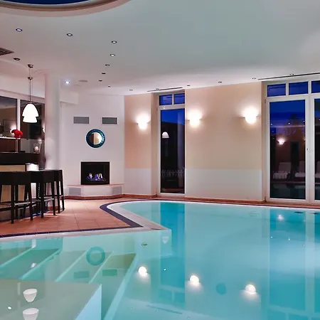 Feuerschiff Hotel 3*