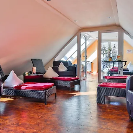 Hotel Feuerschiff Friesenstraße 3*