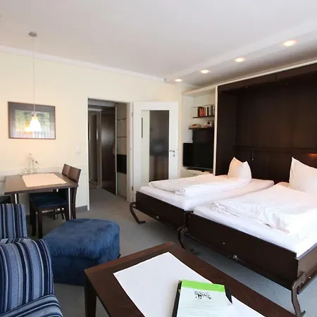 Feuerschiff Friesenstraße Hotel 3*